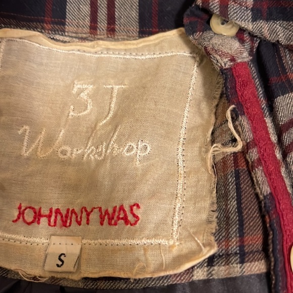 Johnny Was button down - Picture 3 of 4
